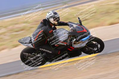 media/Sep-10-2022-SoCal Trackdays (Sat) [[a5bf35bb4a]]/Turn 9 Inside (1215pm)/